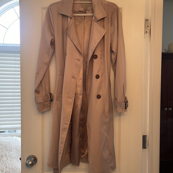 Womens Trench coat - Picture 5 of 9
